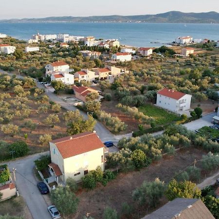 Apartments Antonija Sukosan Bagian luar foto