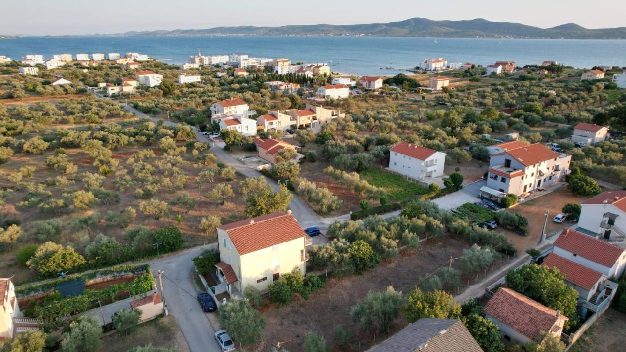 Apartments Antonija Sukosan Bagian luar foto