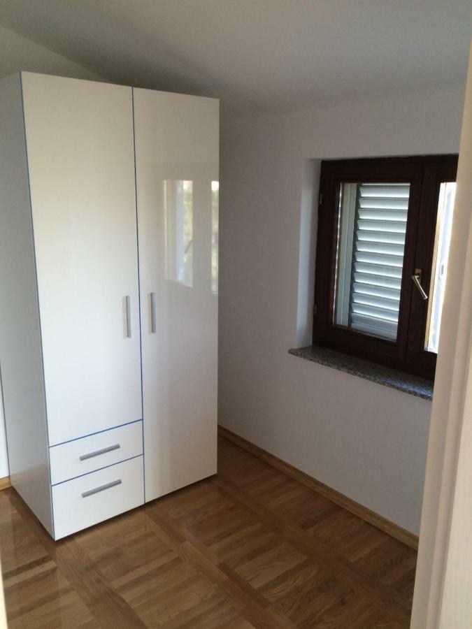 Apartments Antonija Sukosan Bagian luar foto