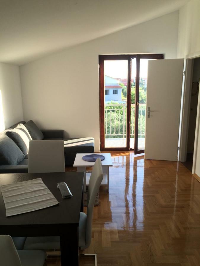 Apartments Antonija Sukosan Bagian luar foto